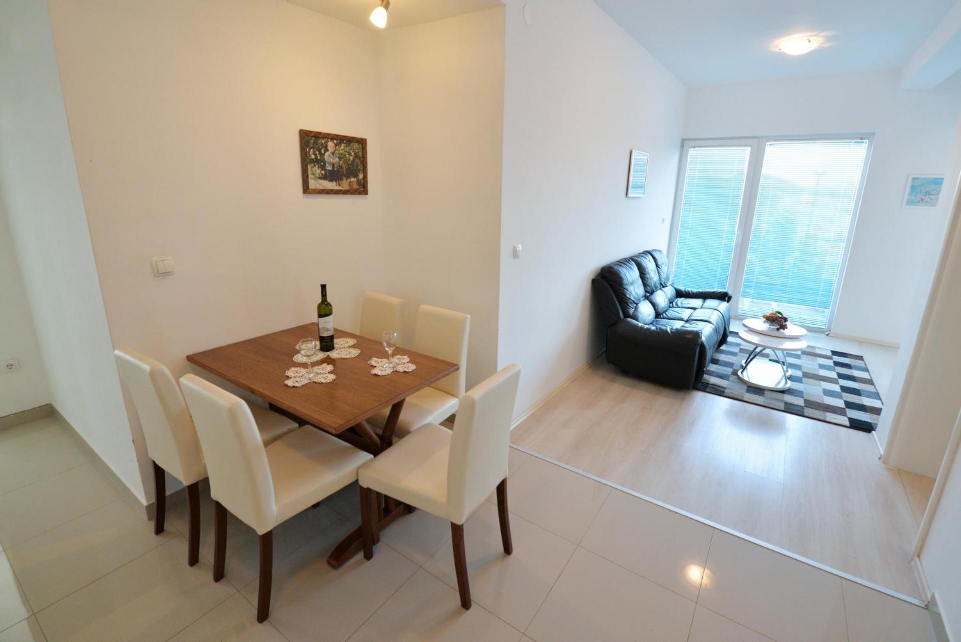 Apartment Lunga, Murter
